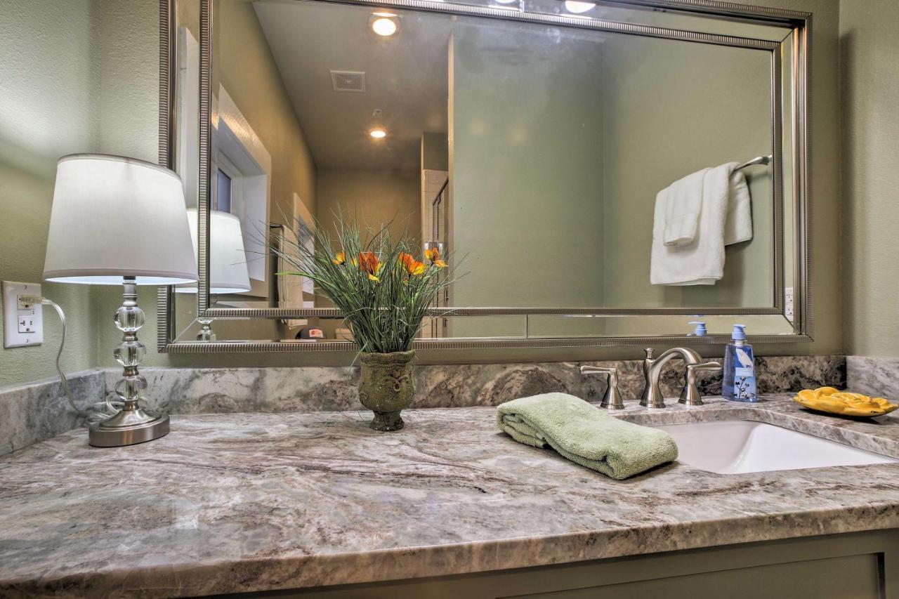 Downtown Branson Cottage With Pool Access! Dış mekan fotoğraf